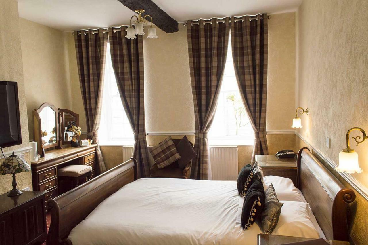 The Liverpool Arms Hotel Beaumaris Exterior foto